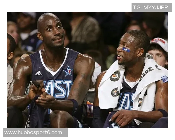 华子被韦德调侃偷学欧洲步直言要向年轻夺冠的他看齐